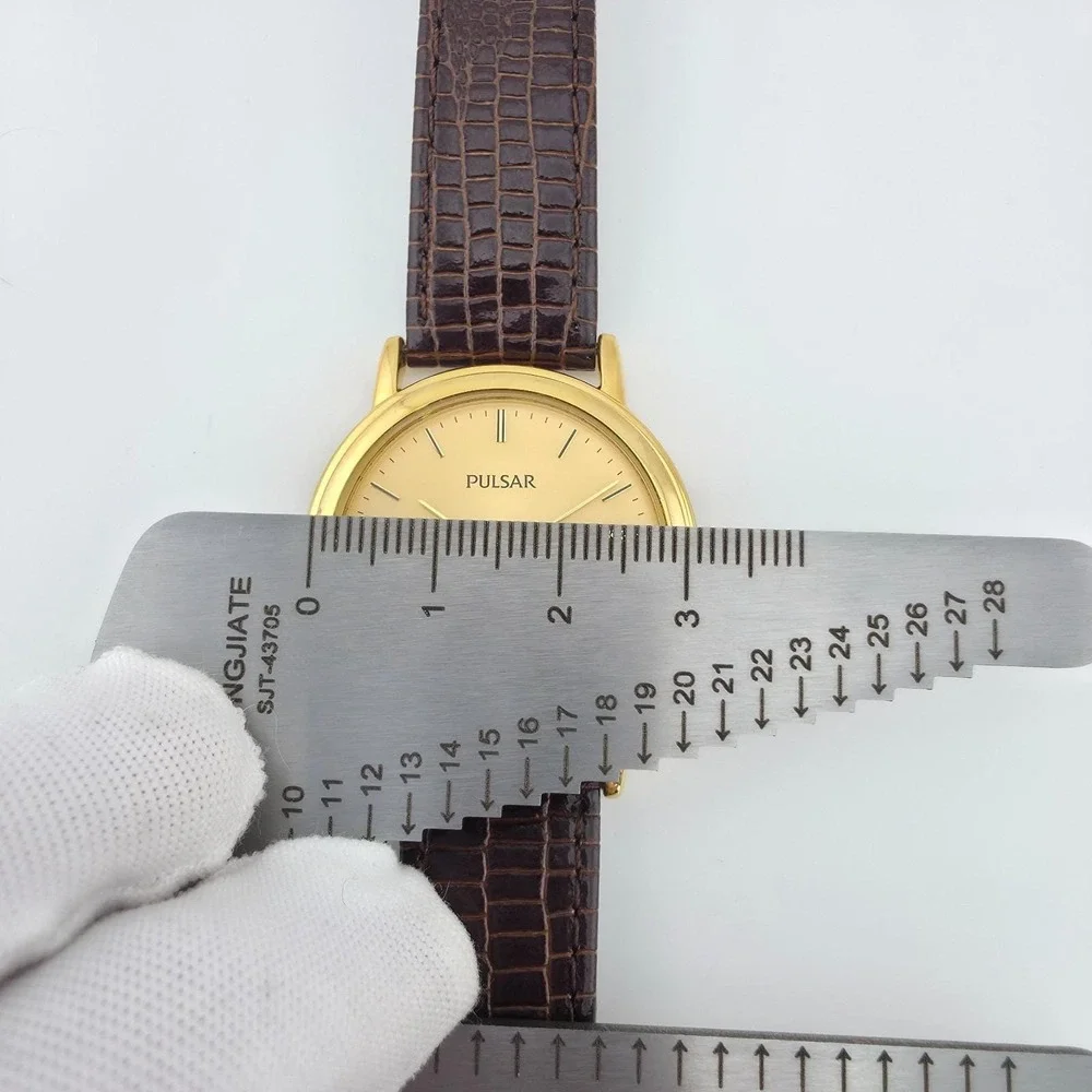 Vintage SEIKO PULSAR Watch 730978 Brown Snake Skin Band Gold Plate 8